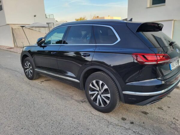 2019 Volkswagen Touareg 3.0TDI V6 Premium Tiptronic - Image 3