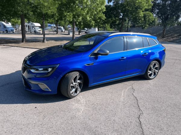 2017 Renault Mégane S.T. 1.6 TCe Energy GT - Image 2