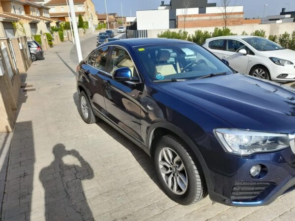 2017 BMW X4 xDrive 20iA - Image 12