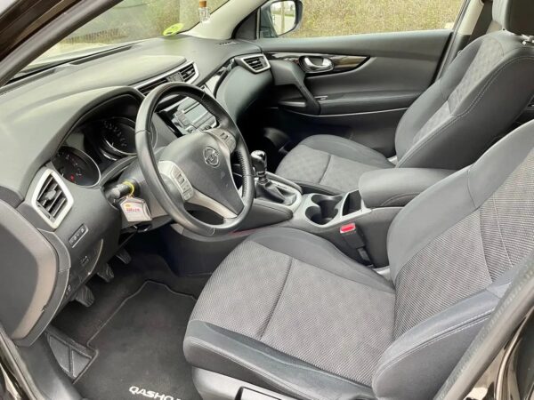 2014 Nissan Qashqai 1.2 DIG-T Acenta 4×2 - Image 6