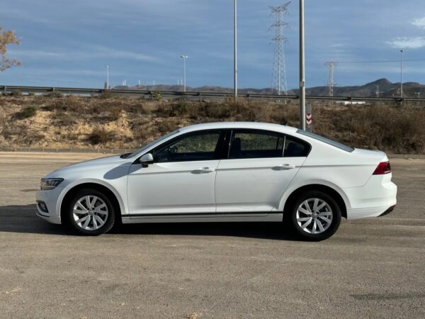 2020 Volkswagen Passat 2.0TDI Advance 110kW - Image 5