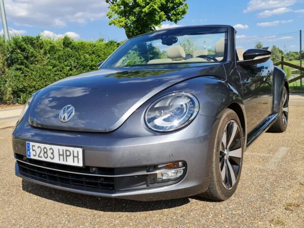 2013 Volkswagen Beetle Cabrio 1.4 TSI Sport DSG 160 - Image 17