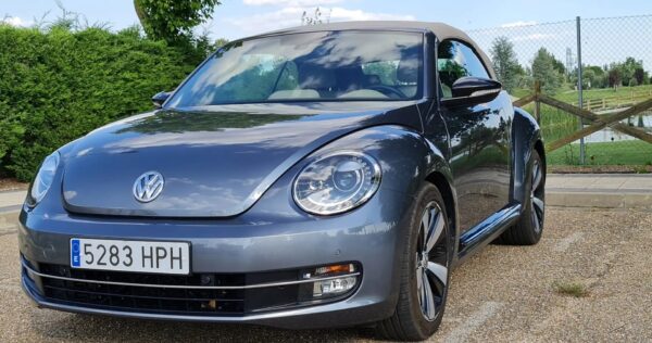 2013 Volkswagen Beetle Cabrio 1.4 TSI Sport DSG 160 - Image 25