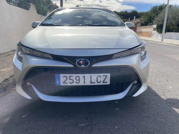 2019 Toyota Corolla Touring Sports 125H Business - Image 12