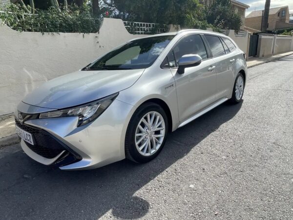 2019 Toyota Corolla Touring Sports 125H Business - Image 18