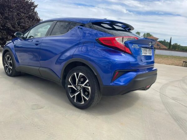 2019 Toyota C-HR 125H Advance - Image 9