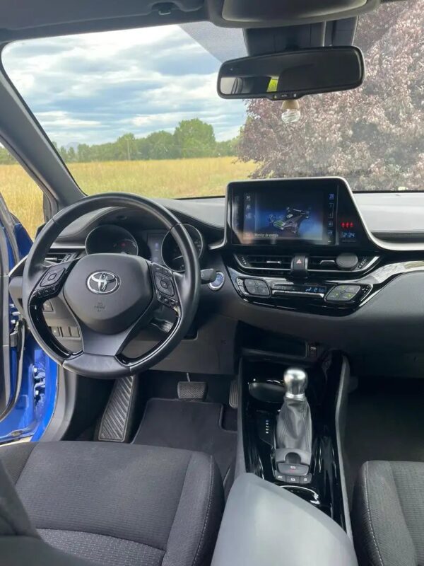 2019 Toyota C-HR 125H Advance - Image 19