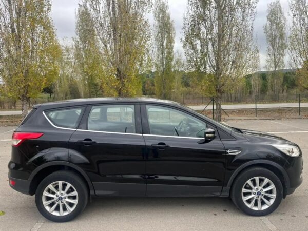 2016 Ford Kuga 2.0TDCi Auto S&S Titanium 4×4 PS 150 - Image 9