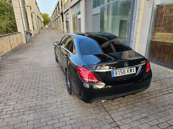 2016 Mercedes-Benz C 300 BlueTec Hybrid - Image 6