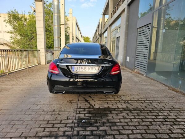 2016 Mercedes-Benz C 300 BlueTec Hybrid - Image 20