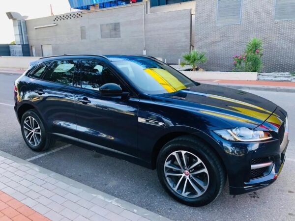 2017 Jaguar F-Pace 2.0i4D R-Sport Aut. AWD 180