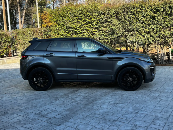 2016 Land Rover Range Rover Evoque 2.0TD4 SE Dynamic 4WD Aut. 180 - Image 9