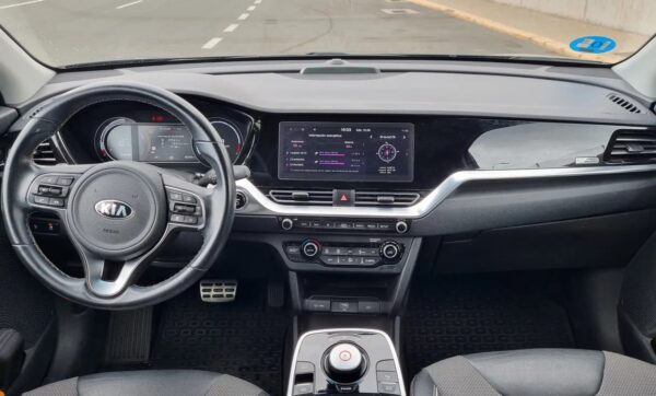 2020 Kia e-Niro Electrico E-Drive Long Range - Image 17