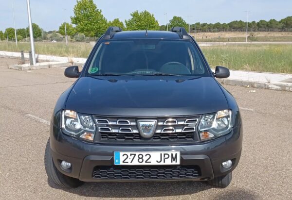 2016 Dacia Duster 1.5dCi Laureate 4×2 110 - Image 13