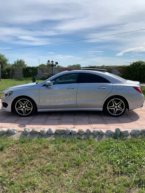 2014 Mercedes-Benz CLA  220CDI AMG Line 7G-DCT - Image 3