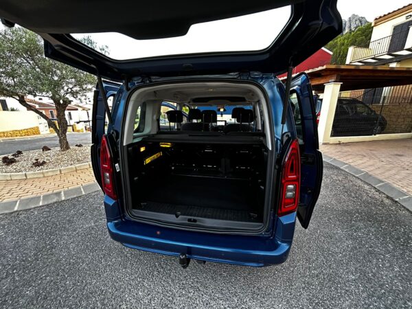 2019 Opel Combo Life 1.6bluehdi - Image 8