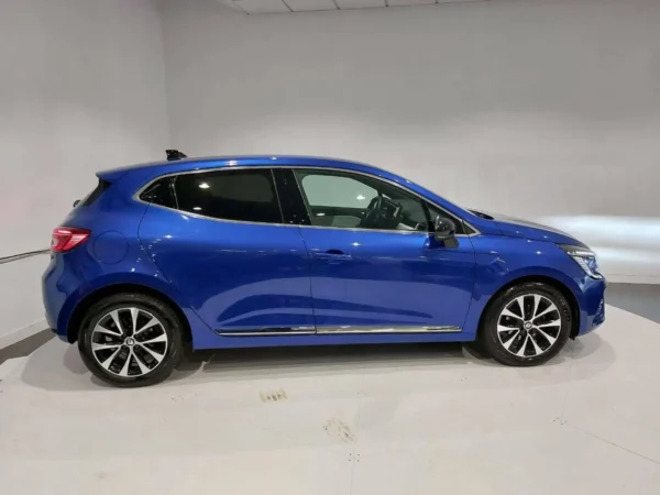 2023 Renault Clio TCe Techno 67kW - Image 3