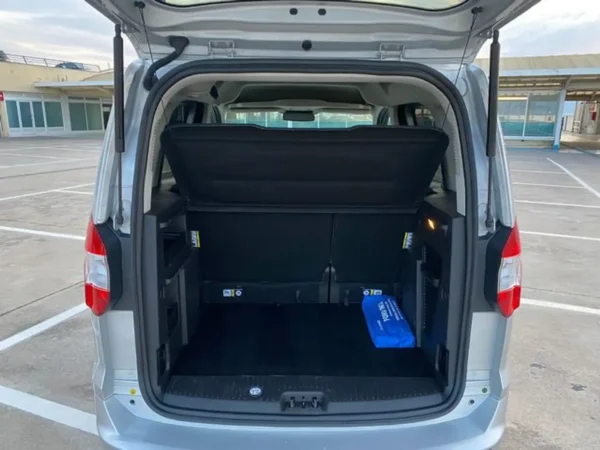 2019 Ford Tourneo Courier 1.0 Ecoboost Titanium - Image 7