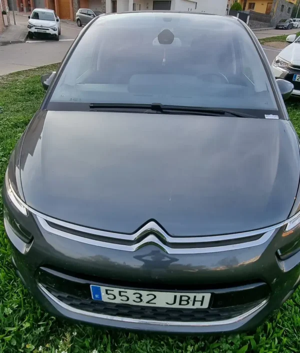 2014 Citroen C4 Picasso 1.6e-HDi - Image 2