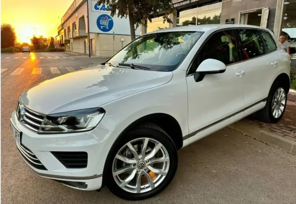 2015 Volkswagen Touareg Touareg 1.5dCi - Image 2