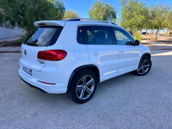 2016 Volkswagen Tiguan 2.0TDI BMT - Image 12