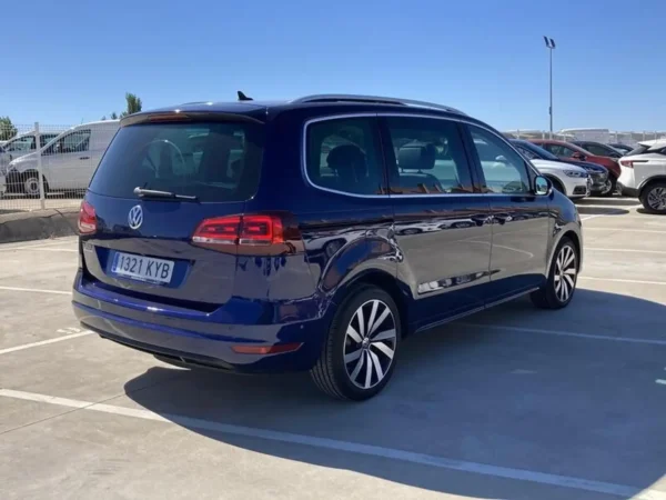 2019 Volkswagen Sharan - Image 2