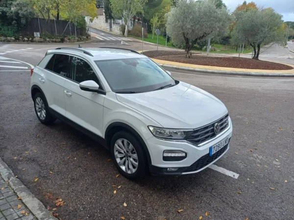 2021 Volkswagen T-Roc 2.0TDI Advance - Image 2