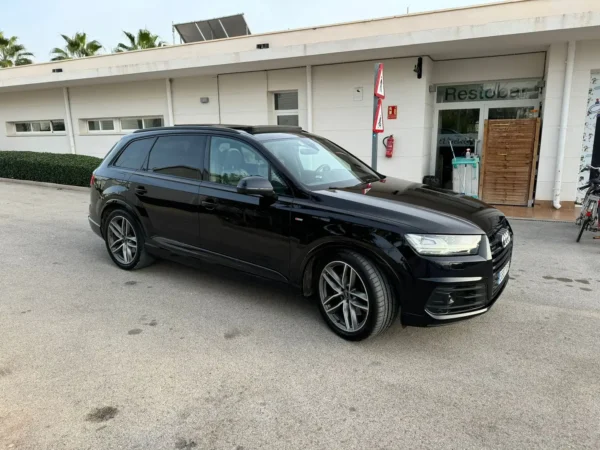 2018 Audi Q7 3.0L S line - Image 3