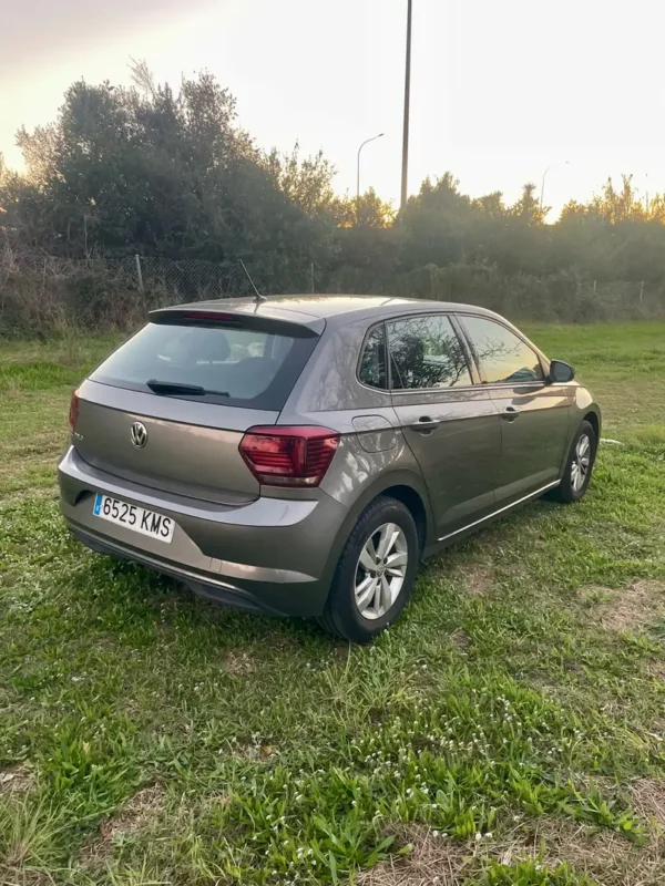 2018 Volkswagen Polo 1.6TDI Advance - Image 3