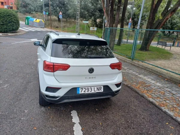 2021 Volkswagen T-Roc 2.0TDI Advance - Image 3