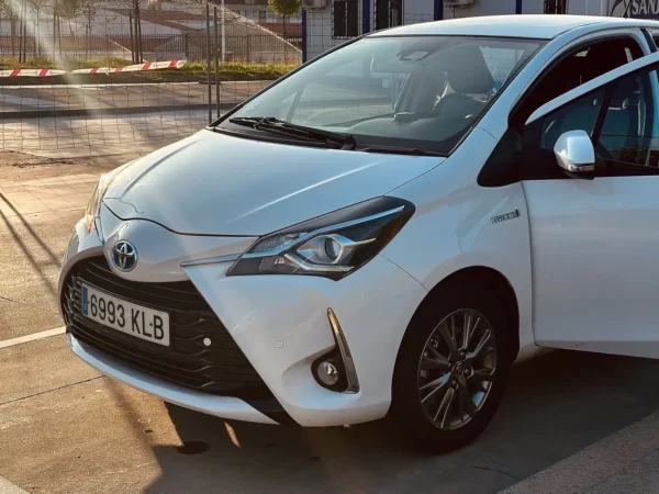 2018 Toyota Yaris Active 10 Hybrid - Image 2