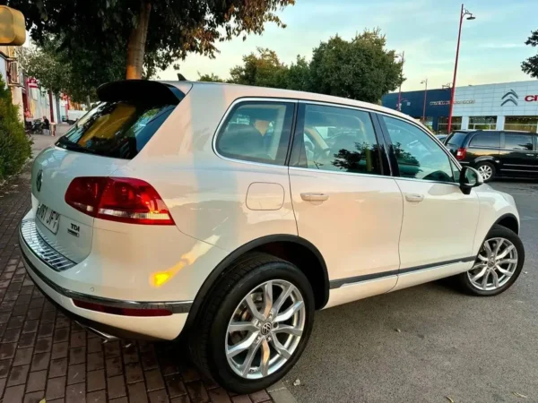 2015 Volkswagen Touareg Touareg 1.5dCi - Image 6