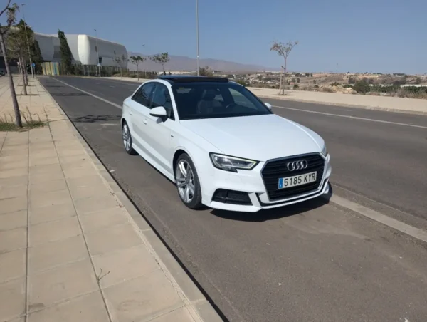 2019 Audi A3 Sedán 30 TDI S line S tronic - Image 2