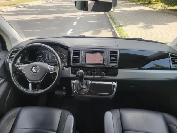 2018 Volkswagen T6 Caravelle 2.0TDI BMT DSG - Image 11