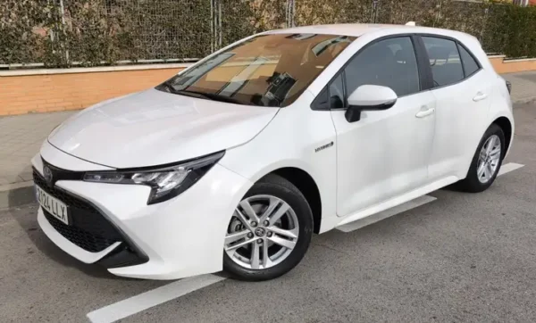 2021 Toyota Corolla 125H Active Tech - Image 2