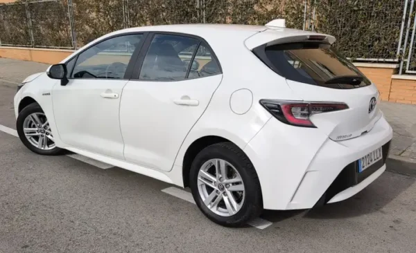 2021 Toyota Corolla 125H Active Tech - Image 3