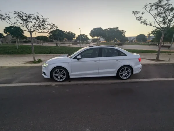 2019 Audi A3 Sedán 30 TDI S line S tronic - Image 7